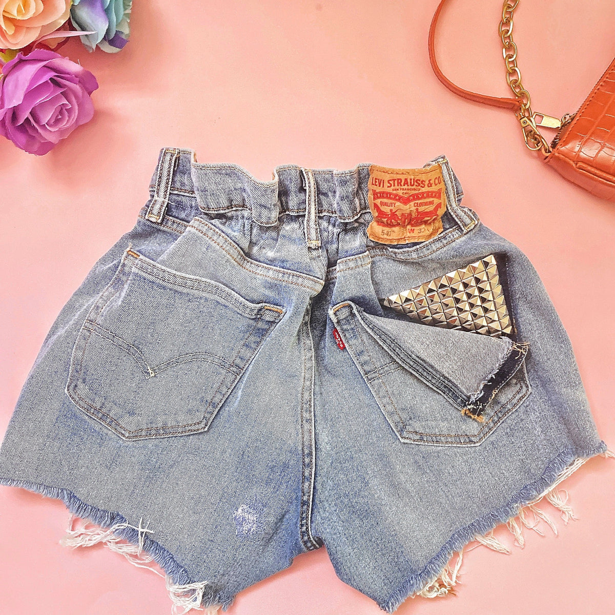 Levi’s Short Vintage con borchie Basic e tasca girata bagno medio