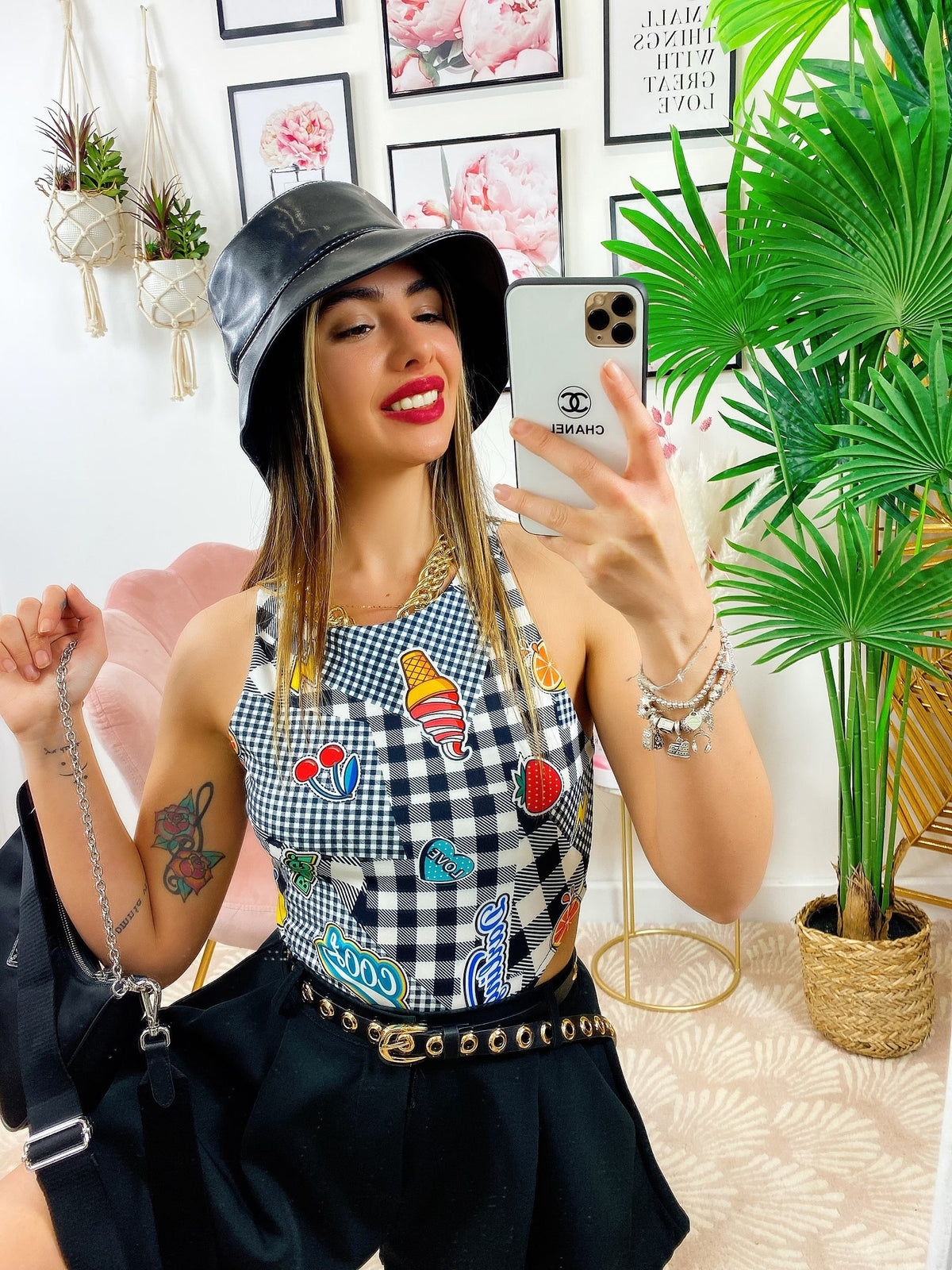 Body Cool sgambato con scritte