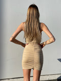 Abito aderente arricciato beige