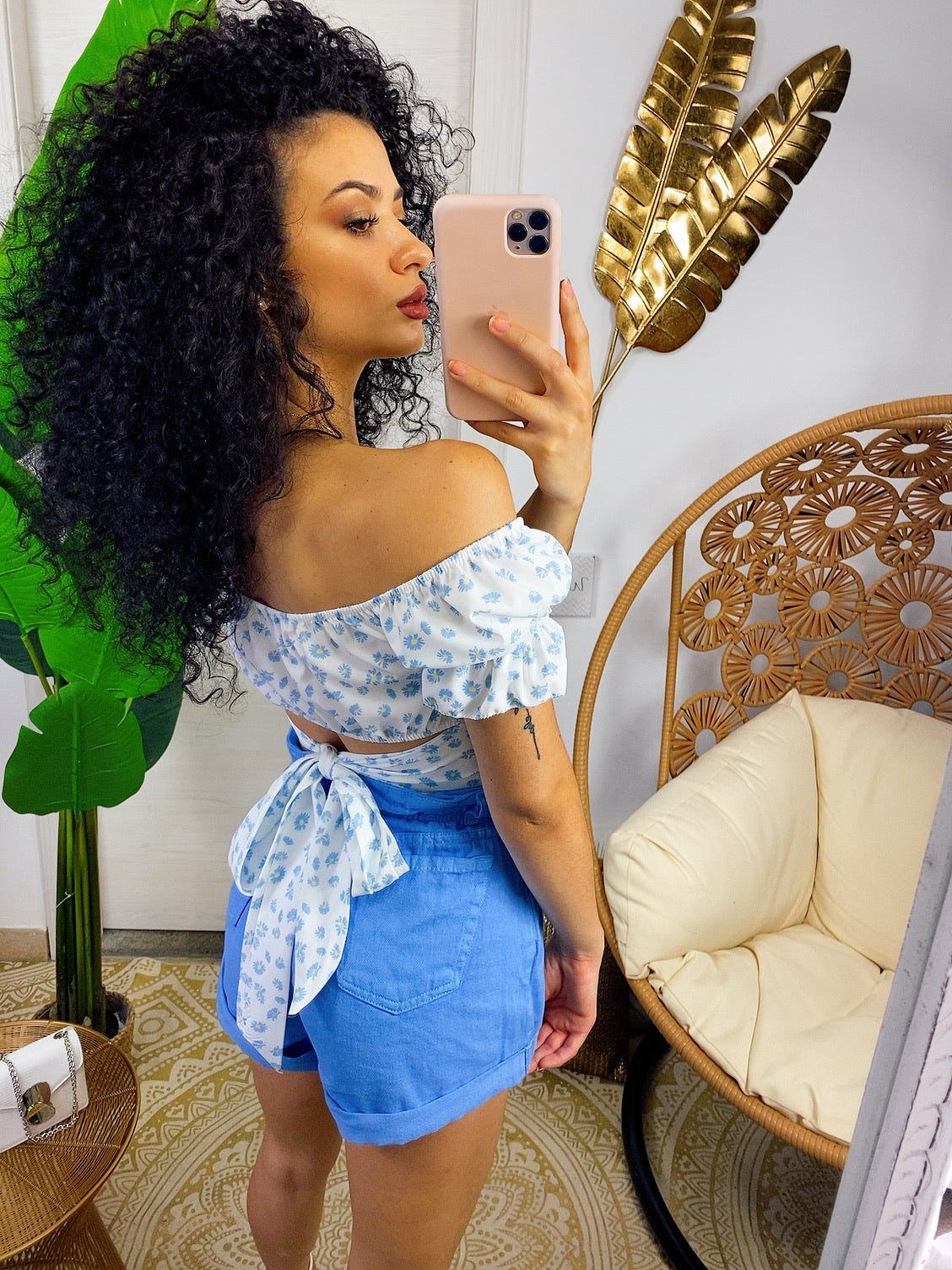 Short a caramella celeste
