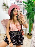 Gonna nera a fiori rosa