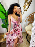 Abito con gonna asimmetrica e fiorellini rosa