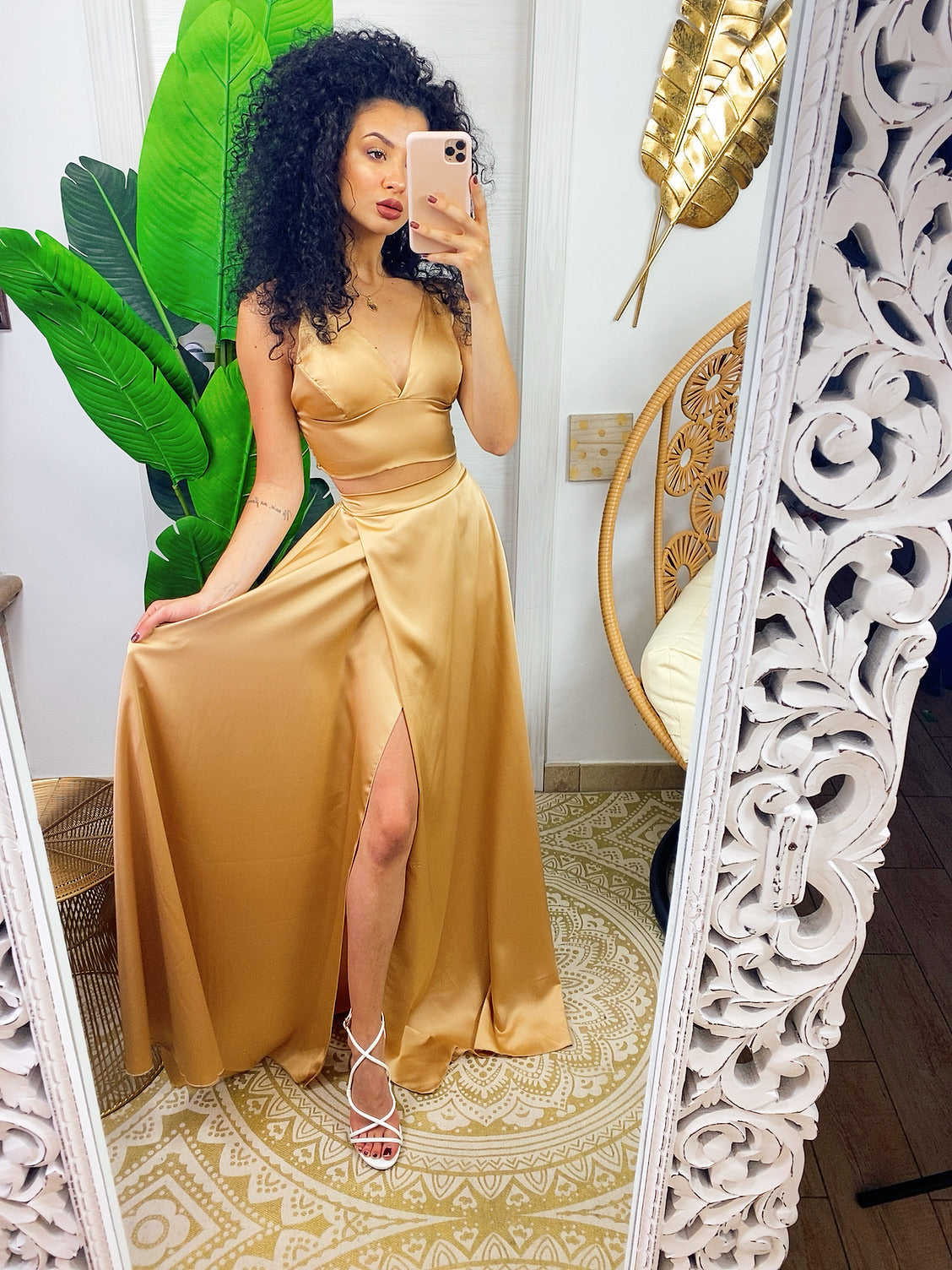 Completo Venere oro