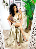 Abito in raso con maxi spacco beige