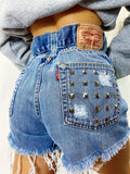 Short Levi’s Vintage con Borchie