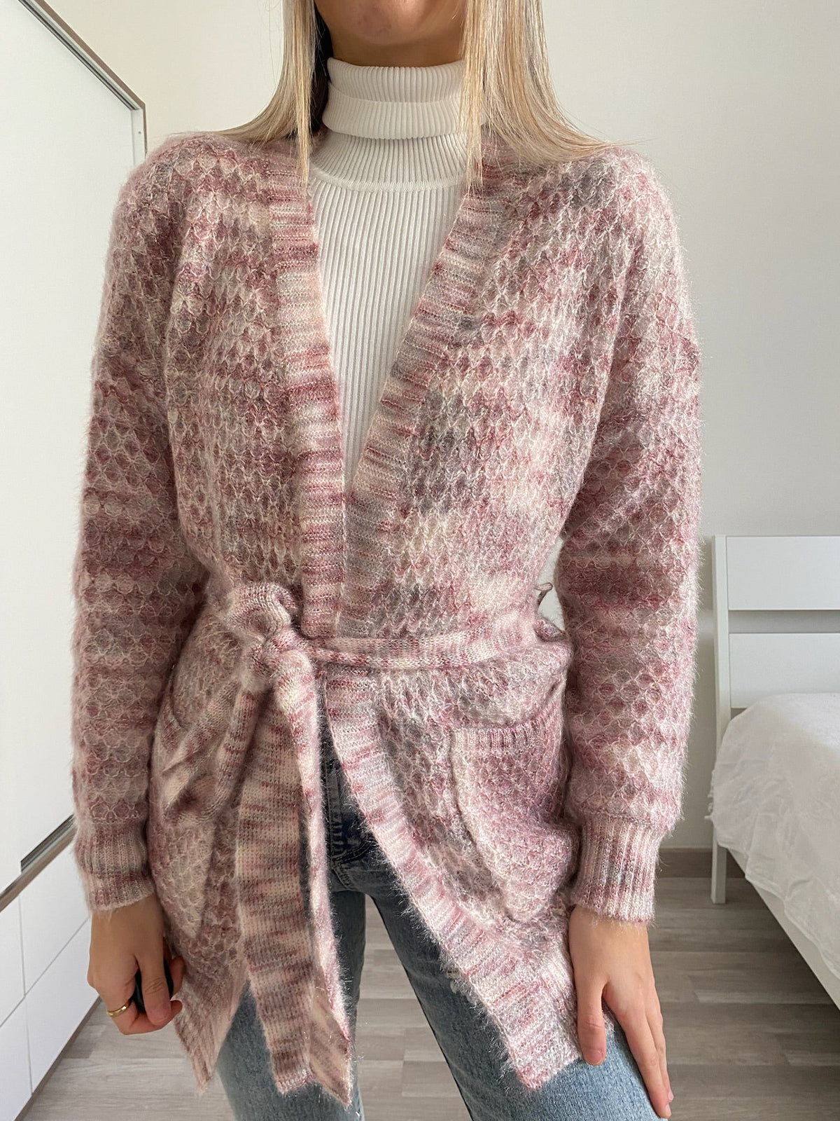 Cardigan morbido con cintura sfumature lilla