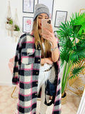 Giacca a quadri lunga Black dettaglio fucsia