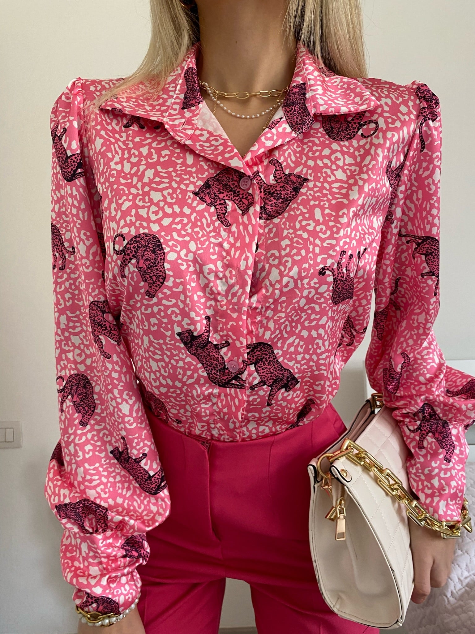 Camicia con stampa animalier fuxia