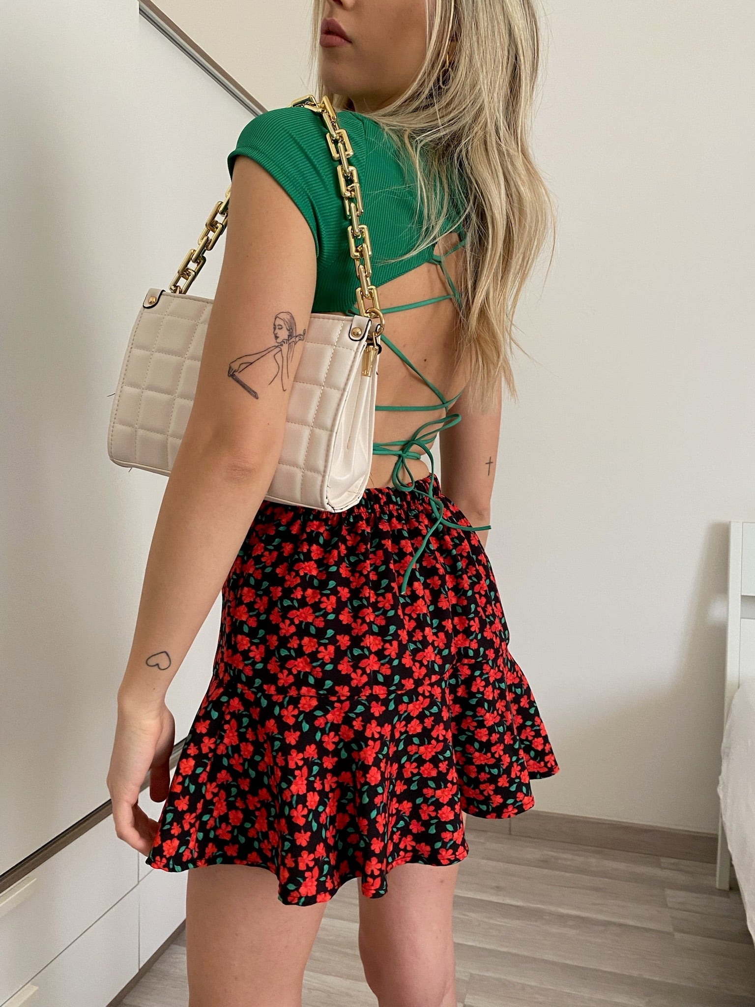 Top incrociato verde