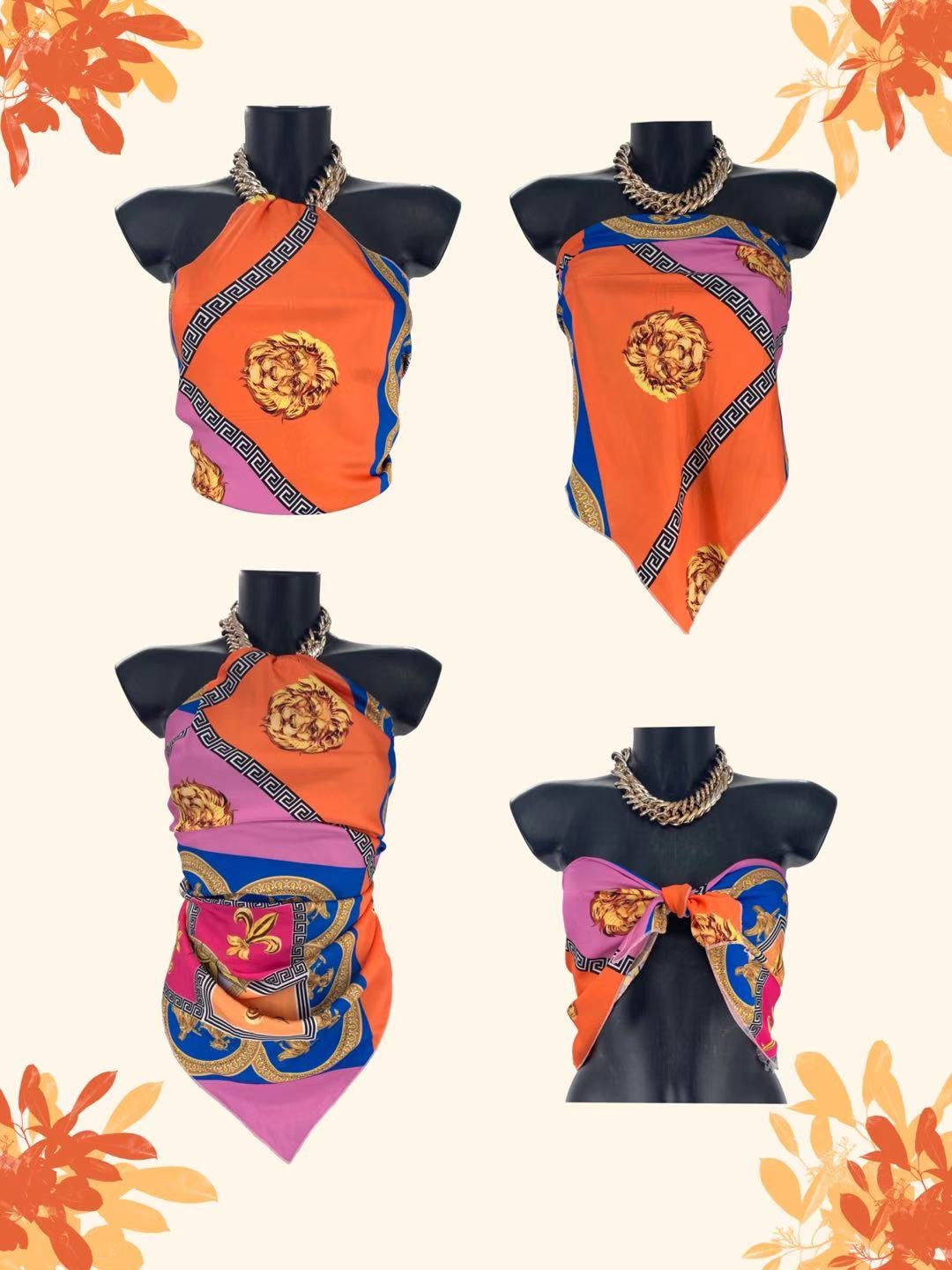 Top stampato con collana