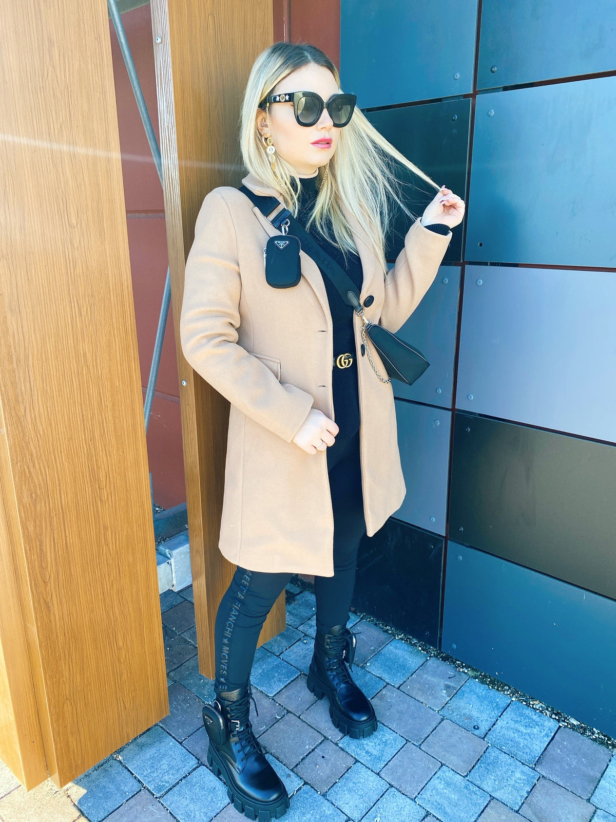 Giaccone camel con bottoni