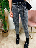jeans nero con cintura