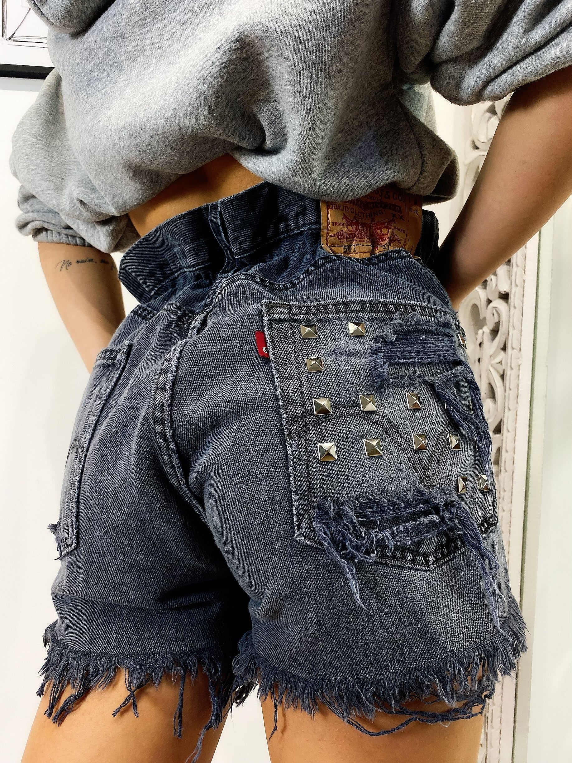 Short Levi’s Vintage con Borchie bagno grigio scuro