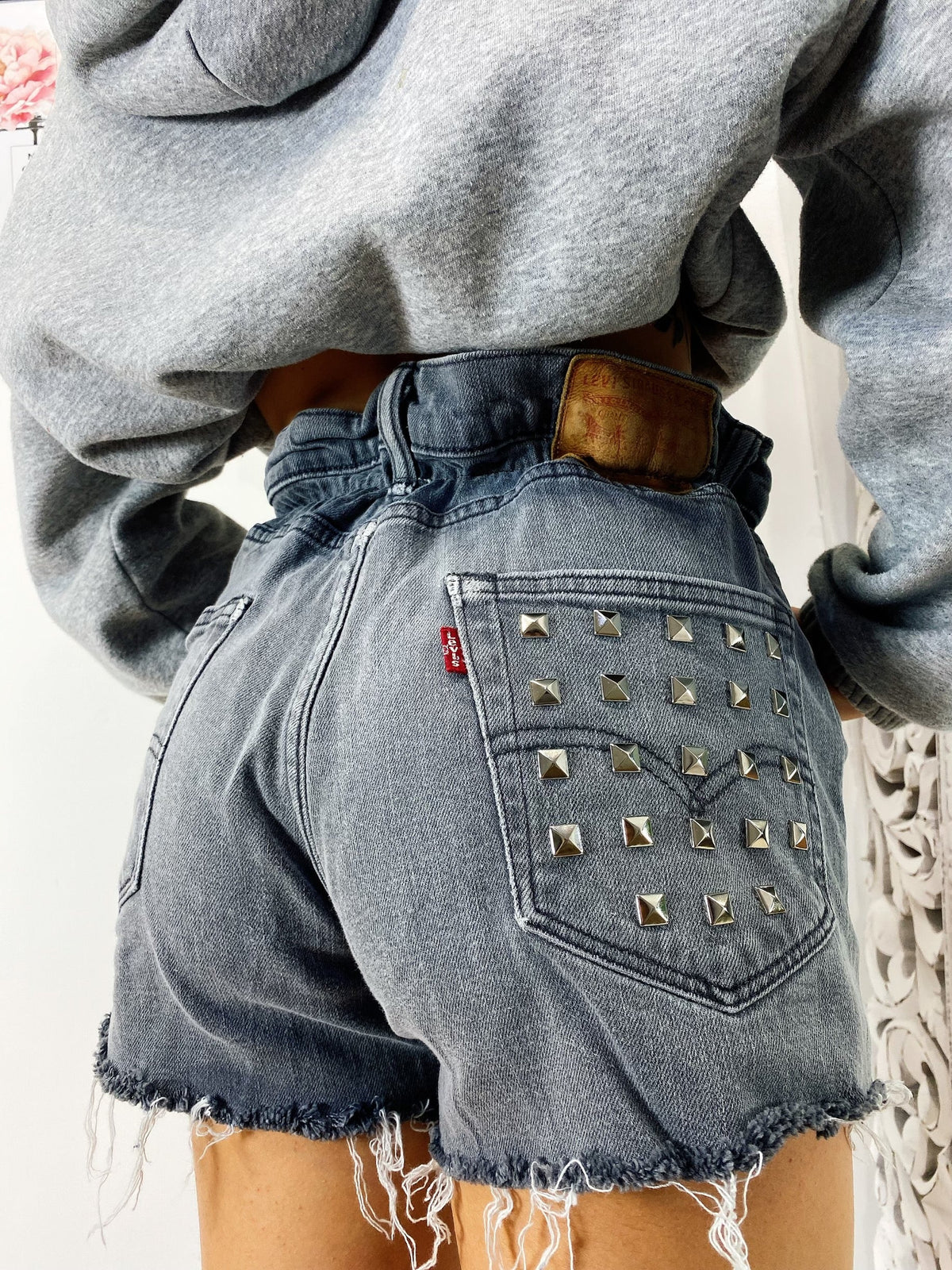 Levi’s Vintage grigio con borchie