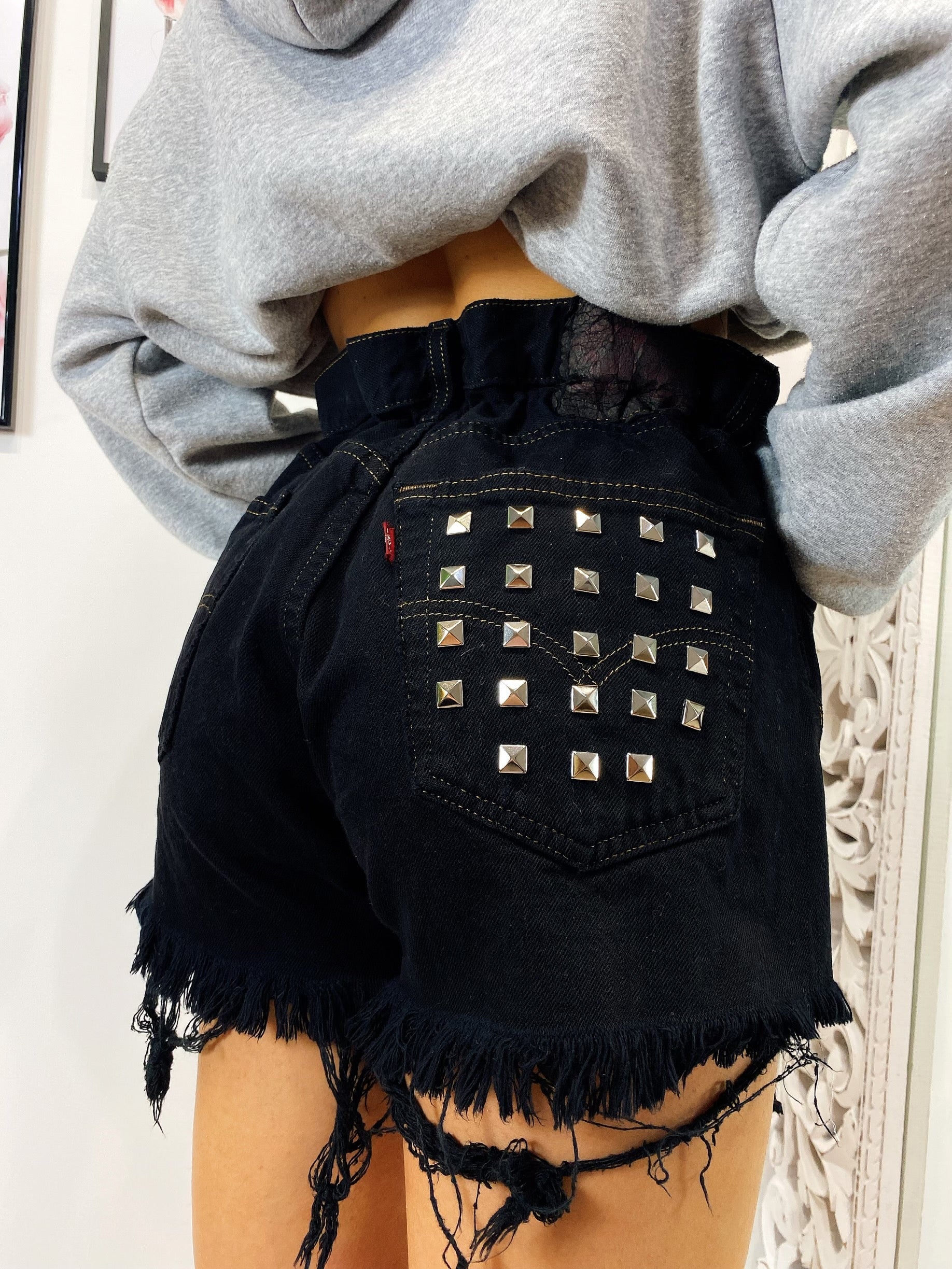 Short Levi’s Vintage con Borchie Nero