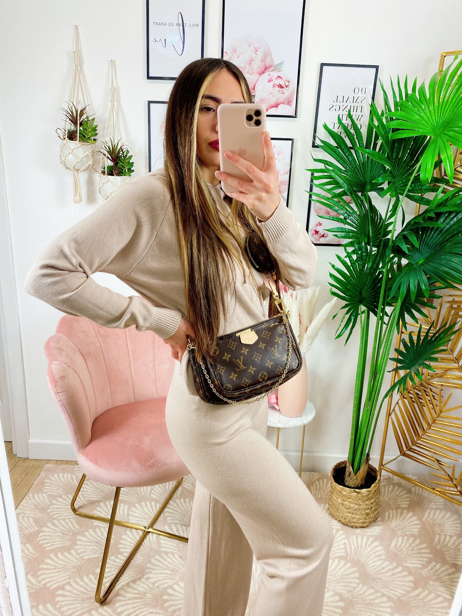 Completo Maglia e pantalone quality beige con cappuccio