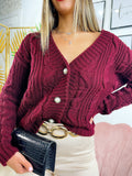 Maglione a trecce bordeaux con bottoni gioiello