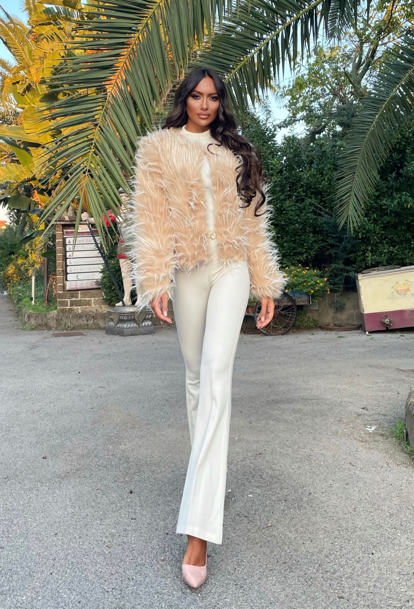 Pelliccia ecosoft beige
