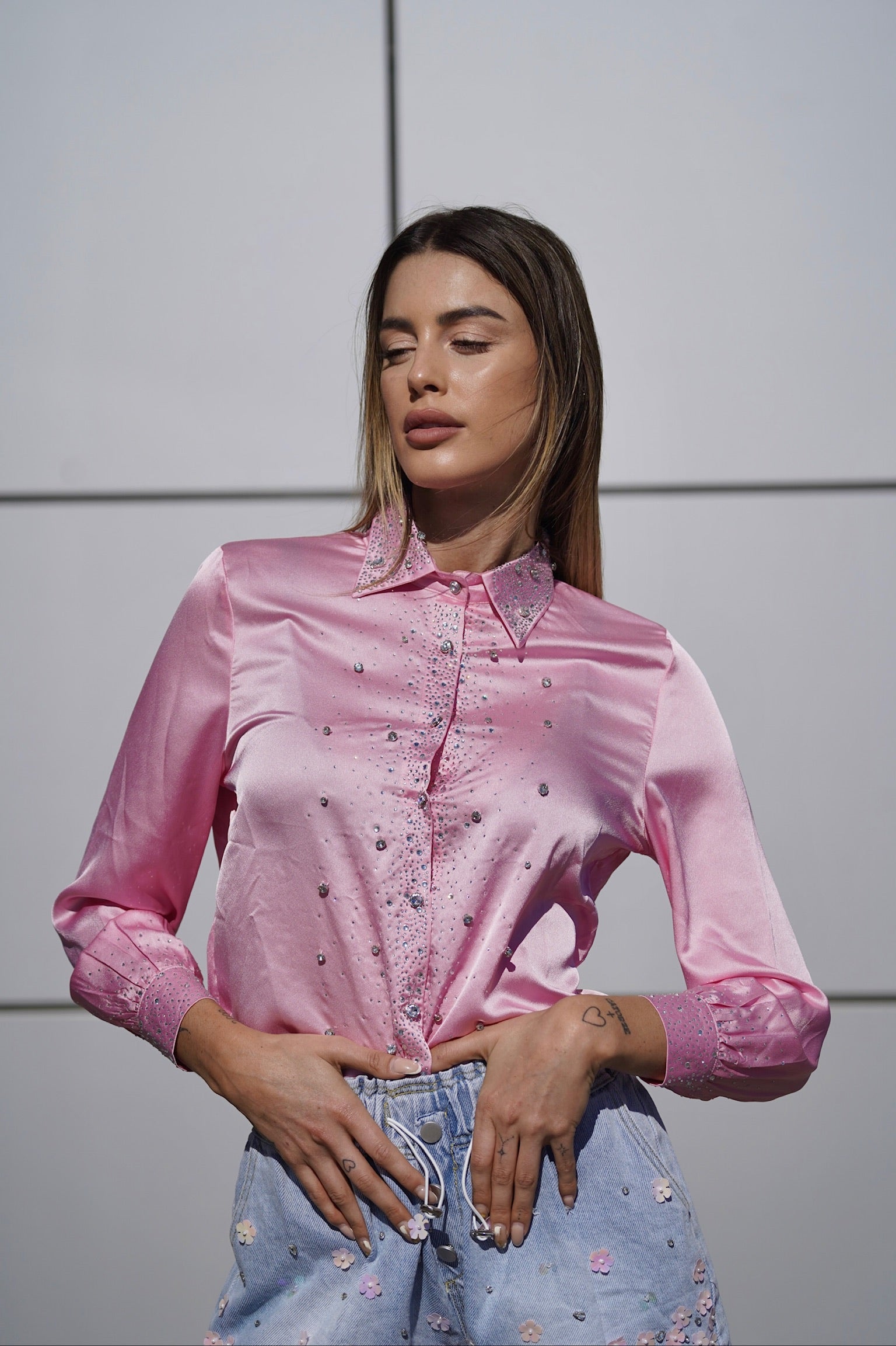 Camicia rosa con strass