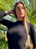 Abito aderente con schiena aperta