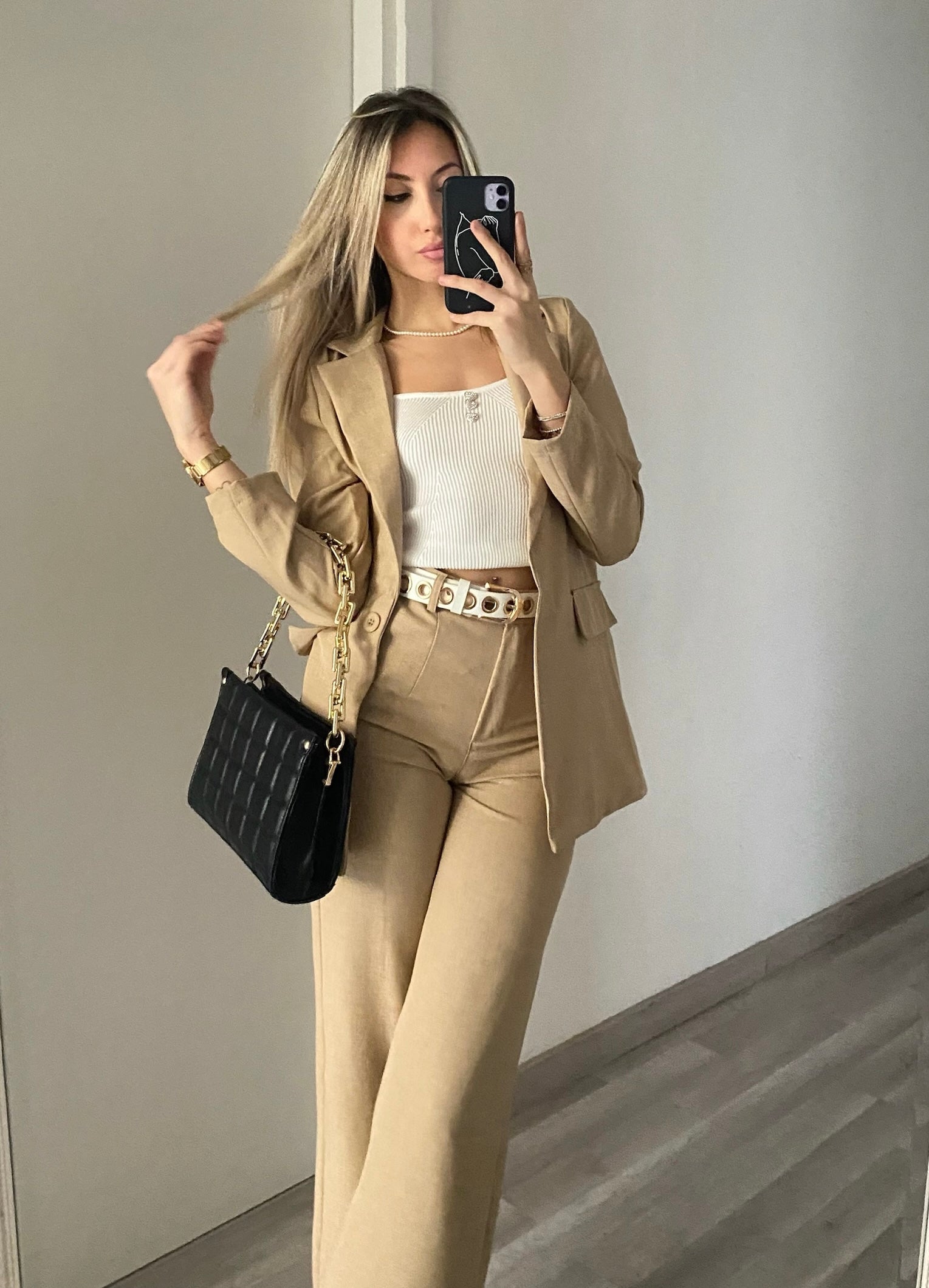 Completo giacca e pantalone beige