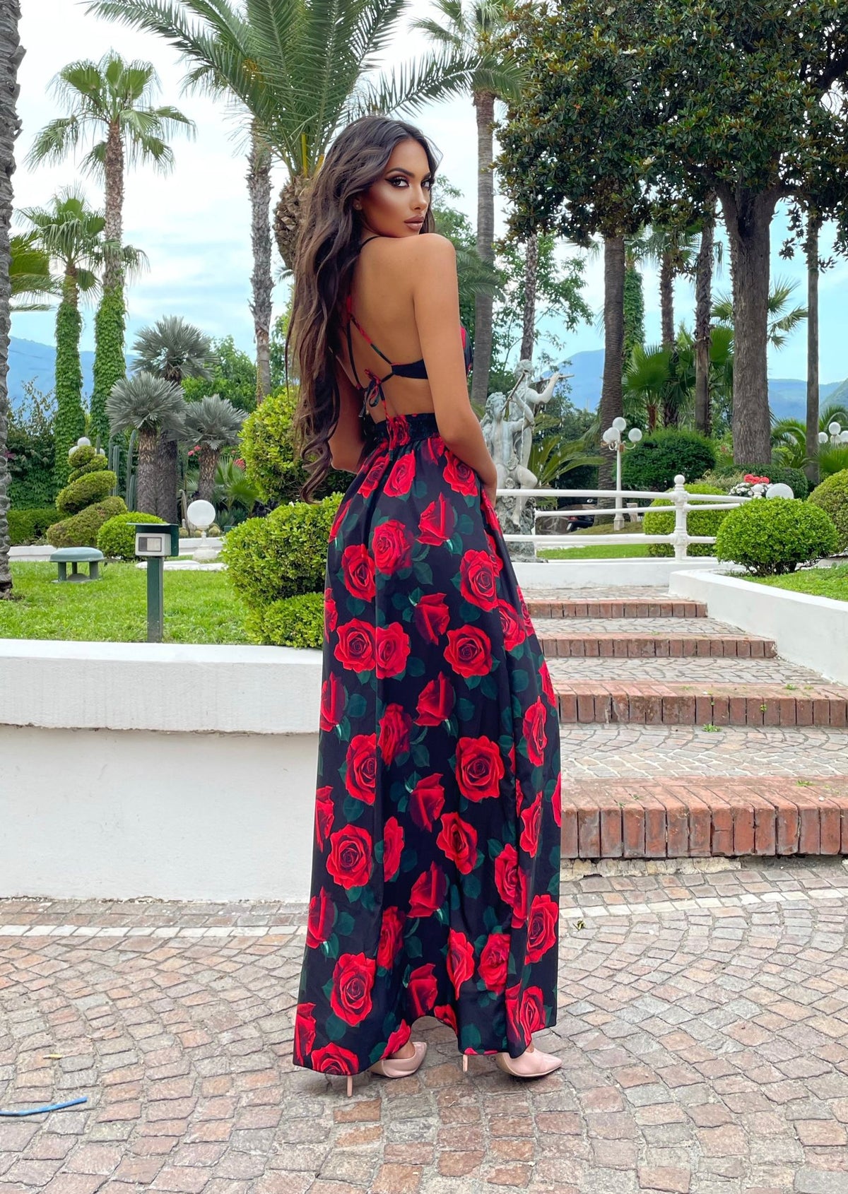 Abito lungo nero rose rosso