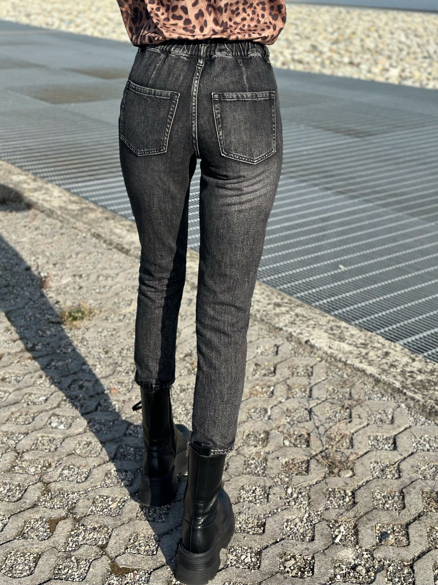 Jeans a vita alta grigio/nero