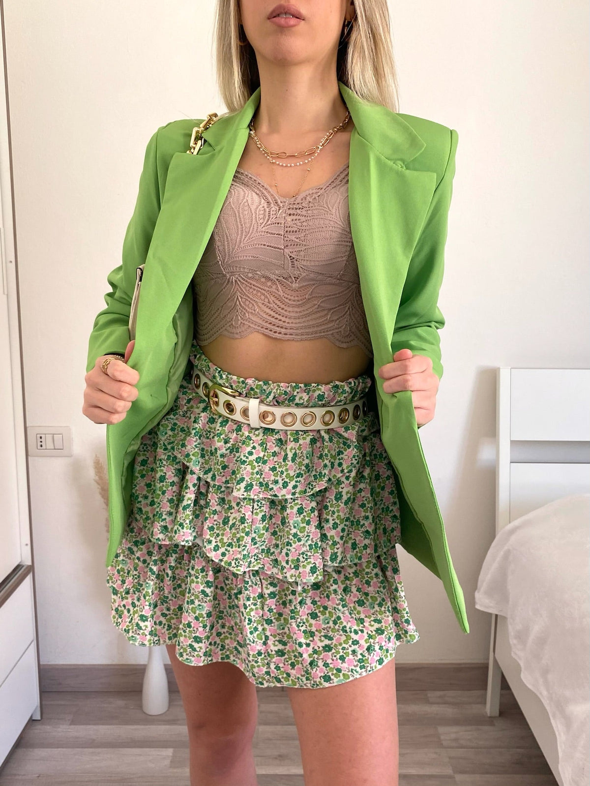 Giacca verde con bottoni oro