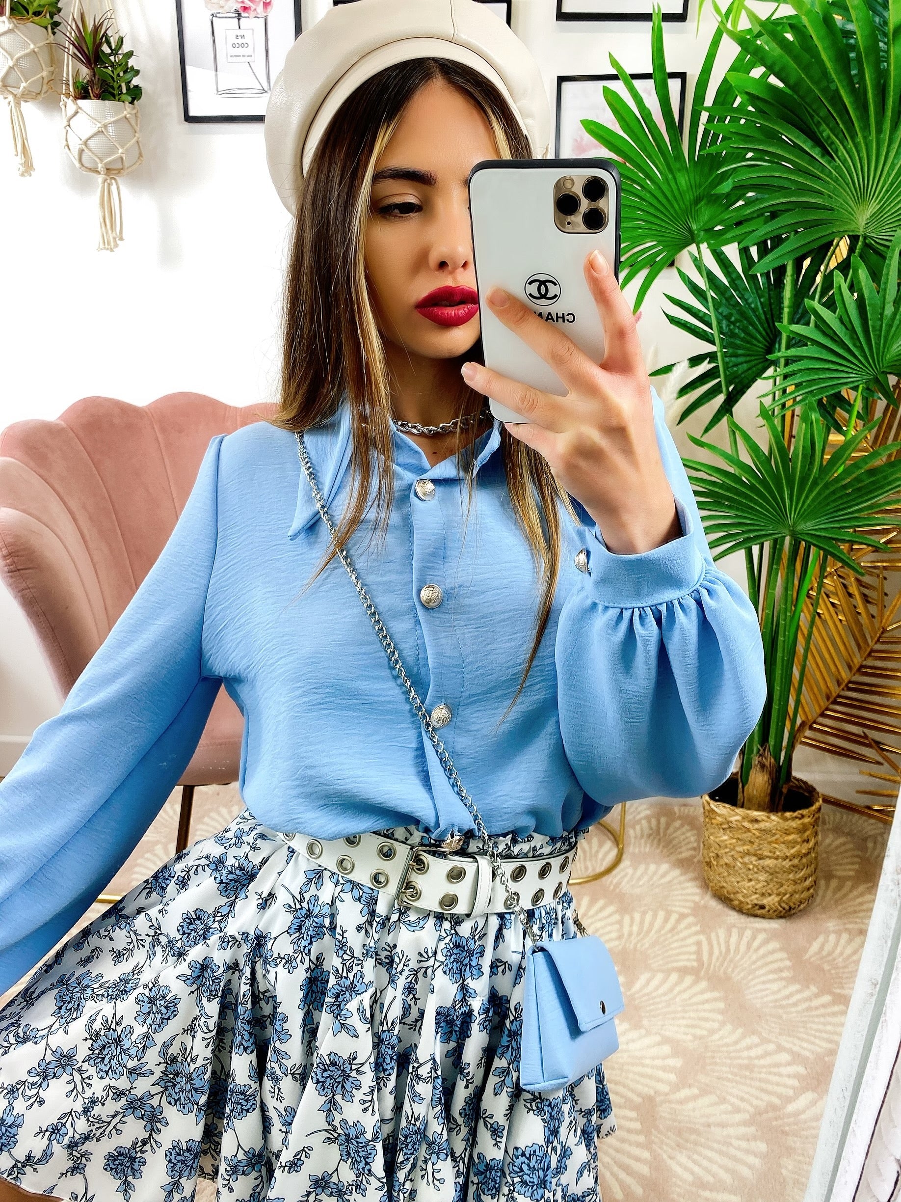 Camicia con borsetta celeste
