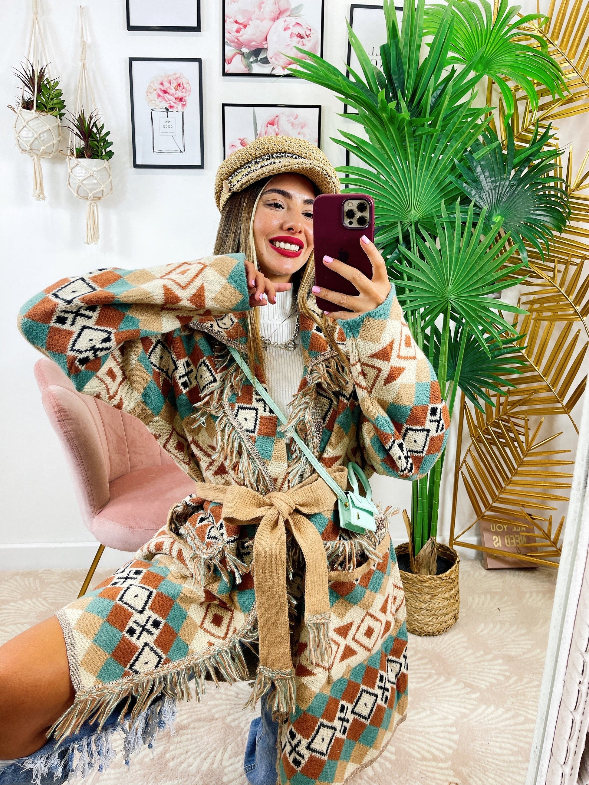 Cardigan lungo con frange colori tenui dettaglio verdeacqua