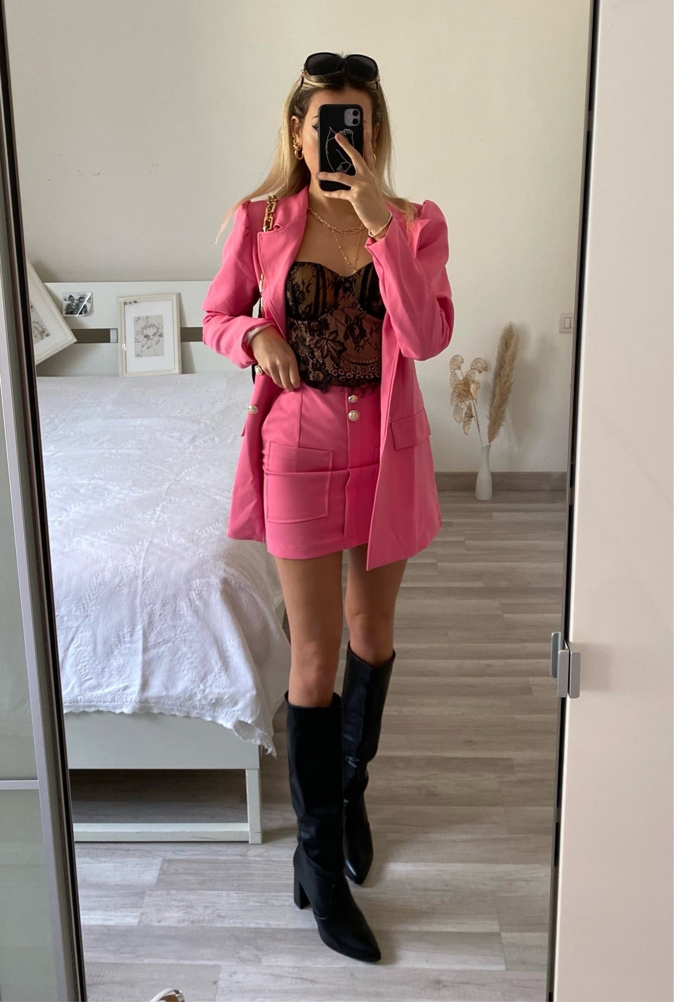 Completo giacca e gonna bottoni oro Fuxia