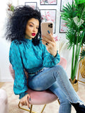 Blusa in raso effetto 3d