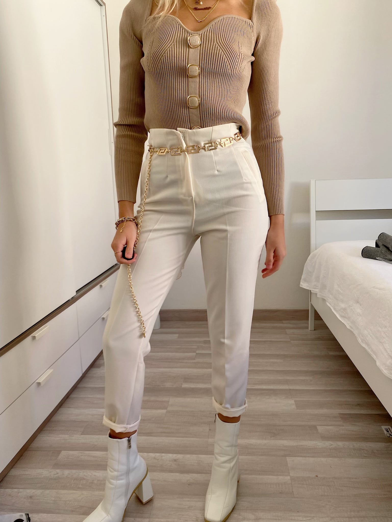 Pantalone vita alta panna