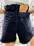 Short Vintage Levi’s nero con borchie argento