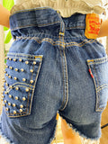 Short Vintage Levi’s jeans scuro con borchie argento