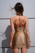 Abito bronzo anelli oro