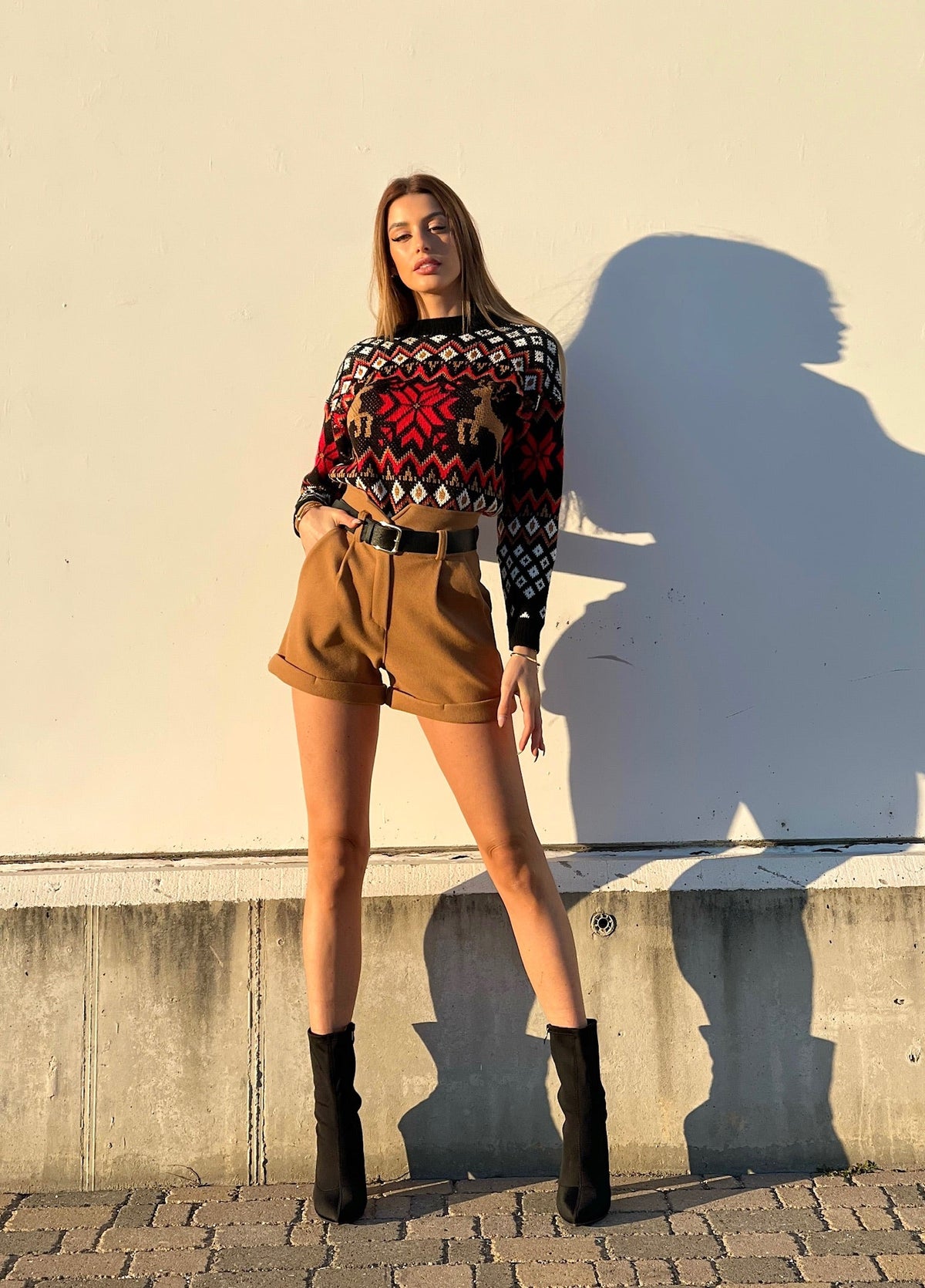Maglioncino nero con renna