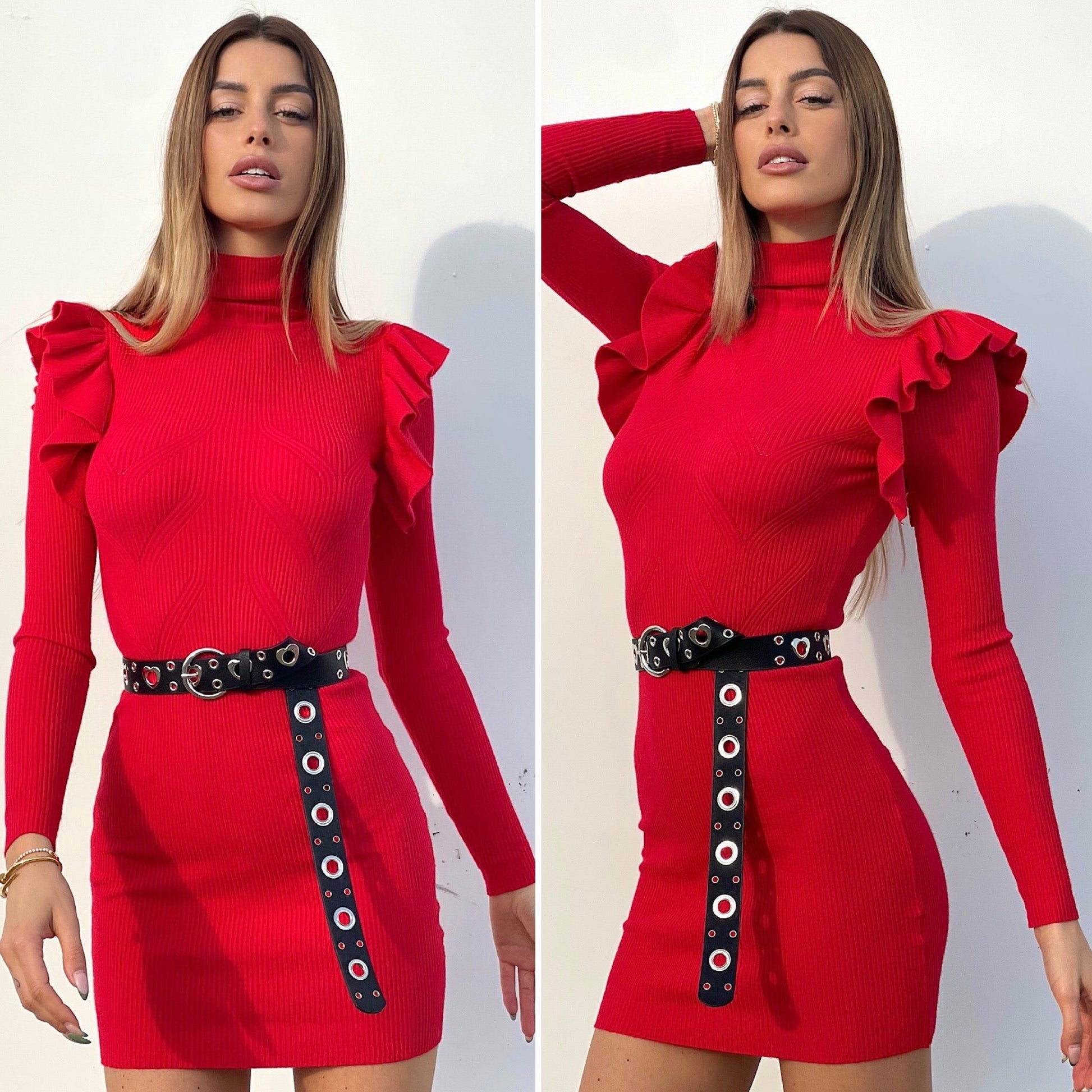 Abito a costine Rosso con Rouches sulle maniche