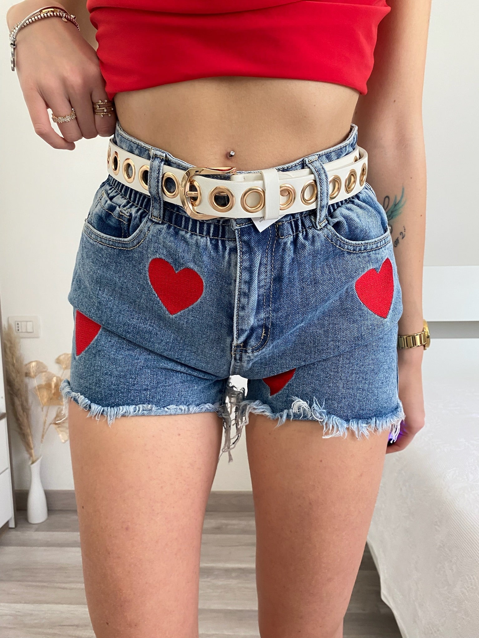 Short a caramella con cuori rossi