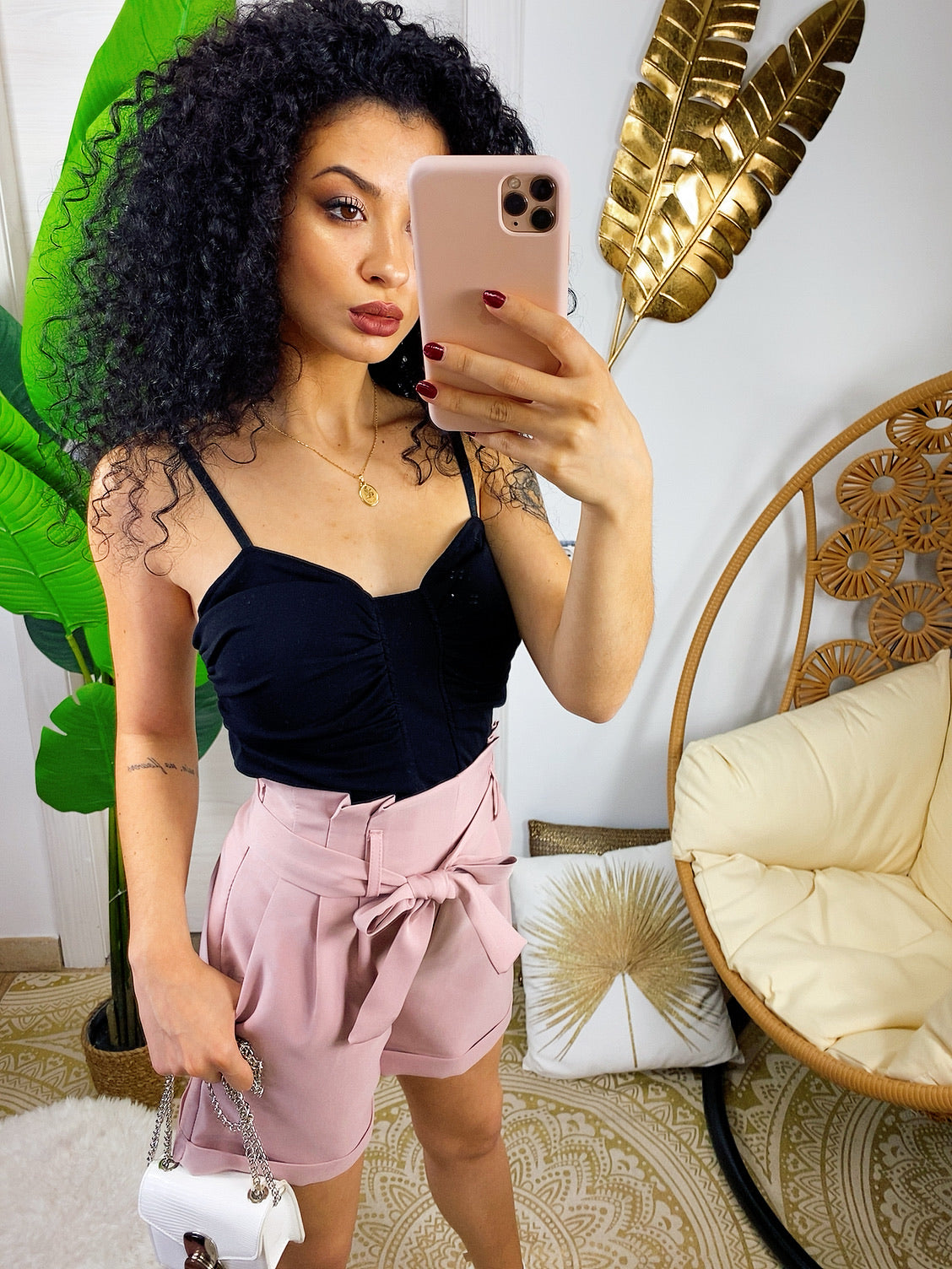 Short con fiocco