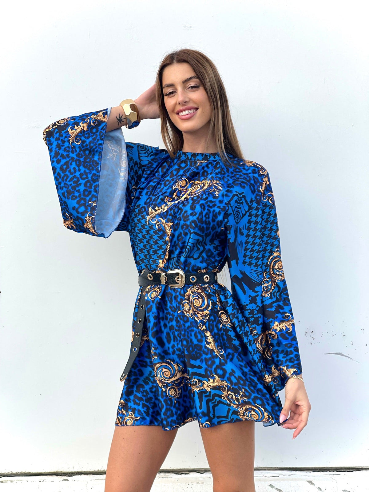 Abito etnico schiena aperta blu