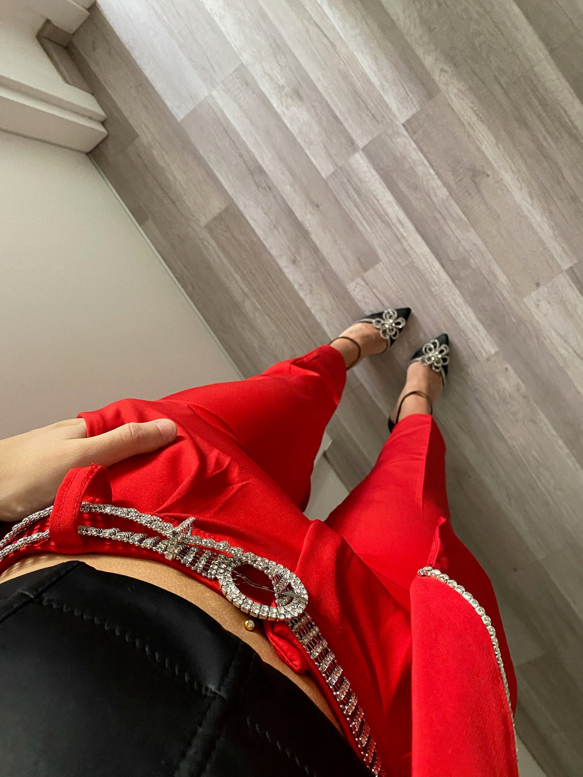 Completo giacca e pantalone strass rosso