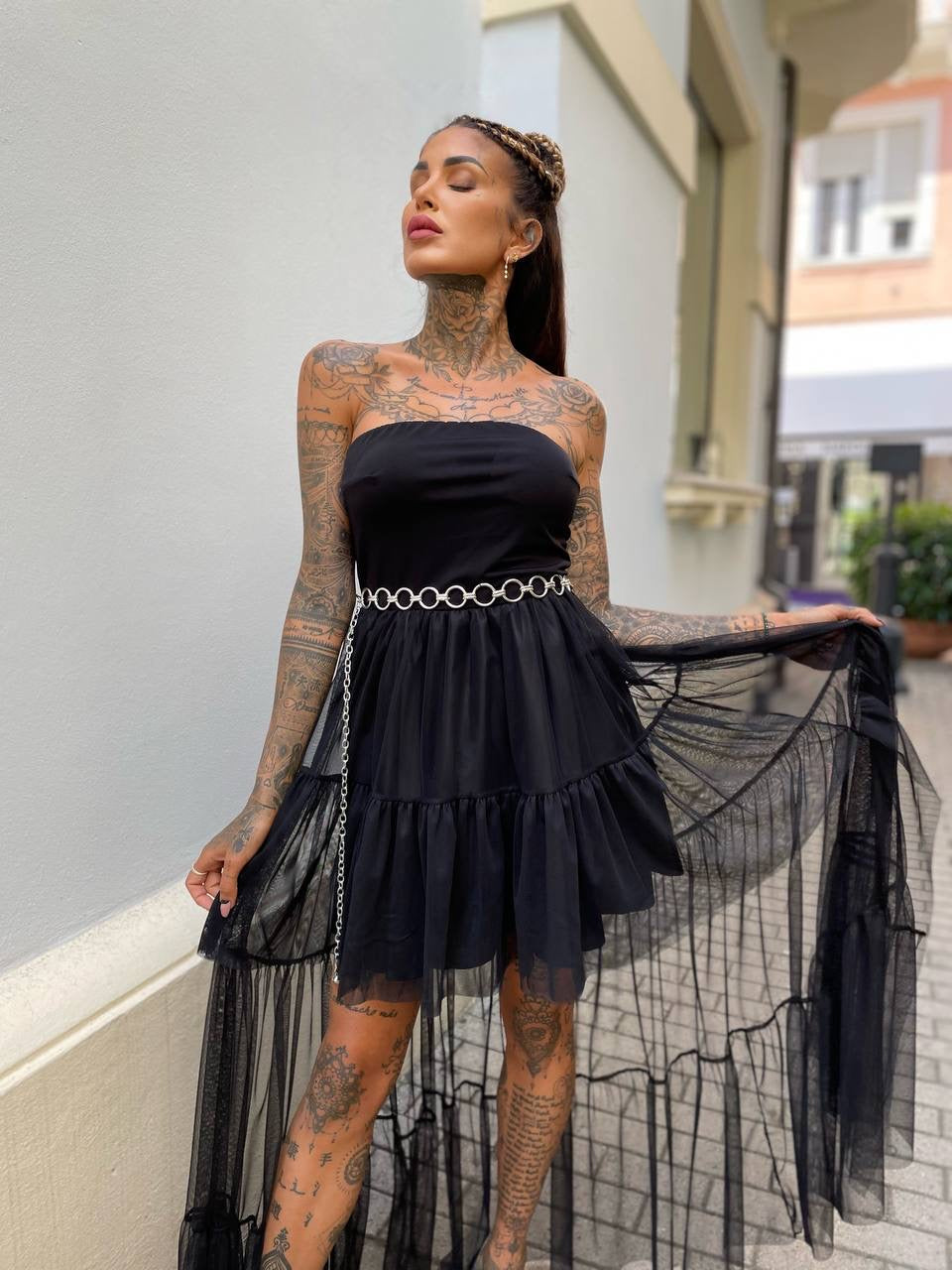 Abito nero in tulle