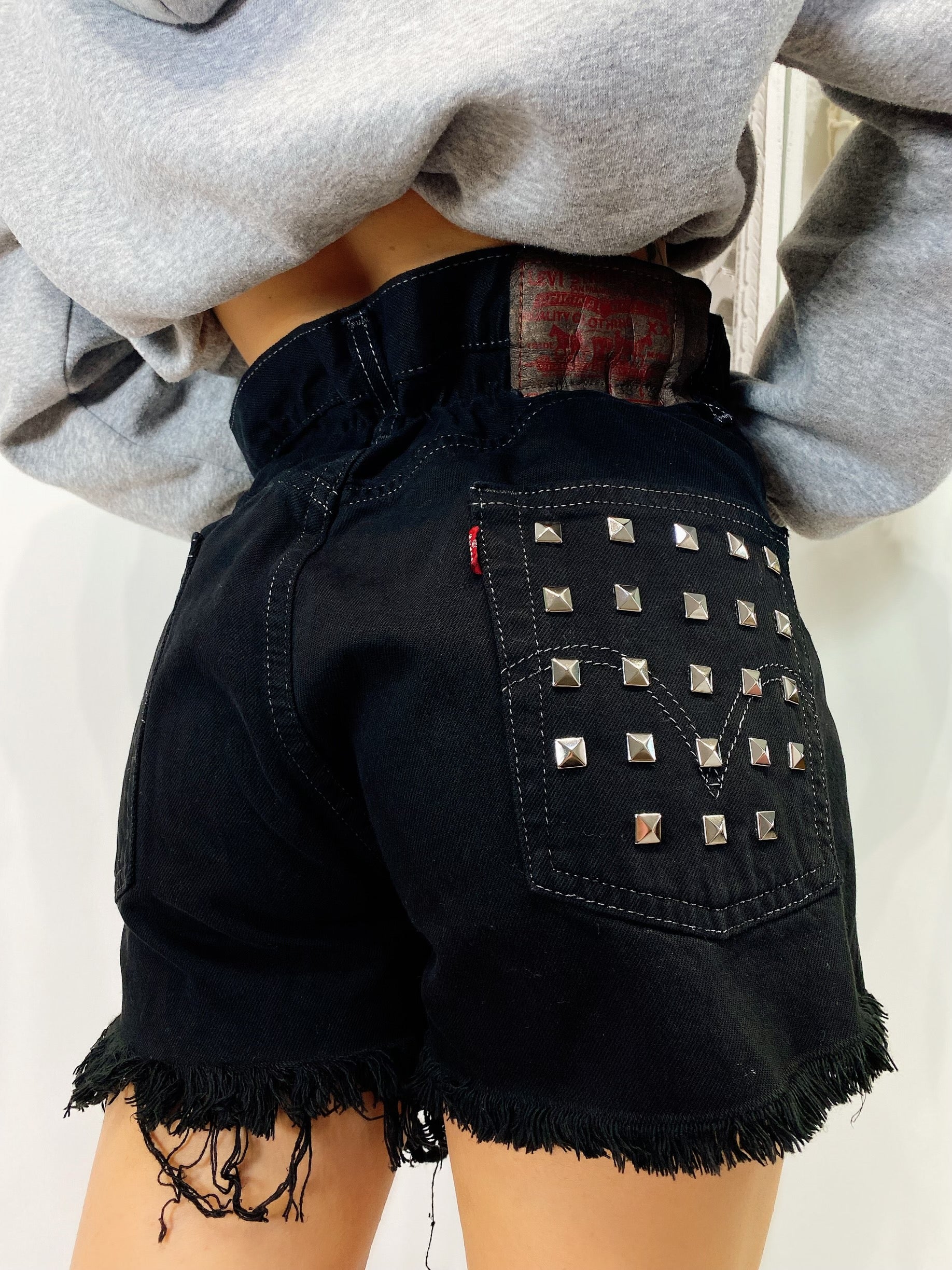 Short Levi’s Vintage con Borchie Nero