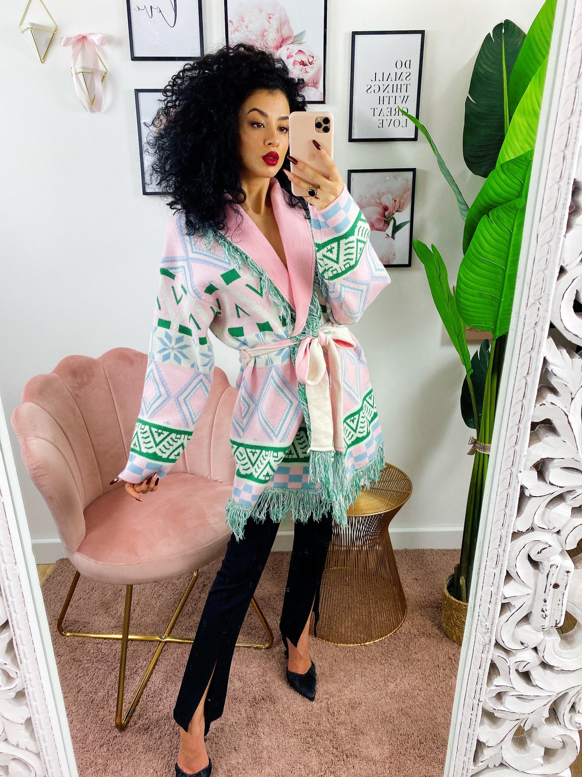 Cardigan frange e cinta rosa e verde