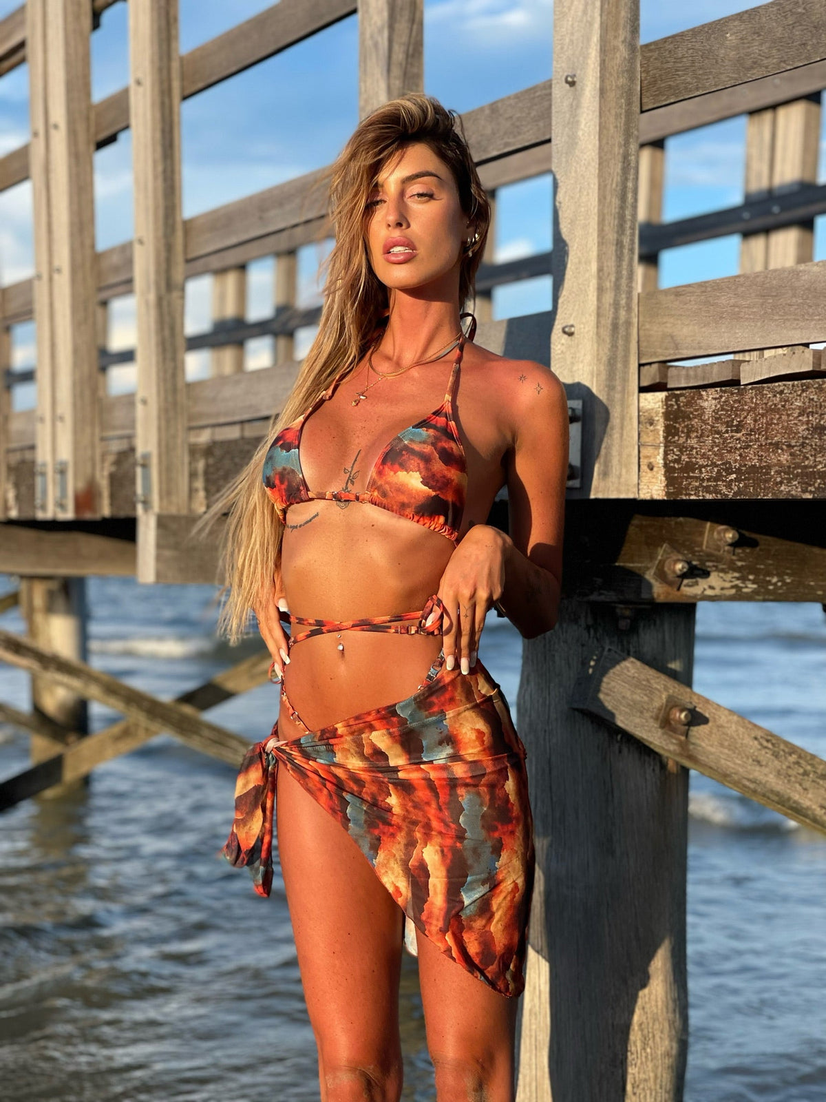 Bikini Multicolor con pareo