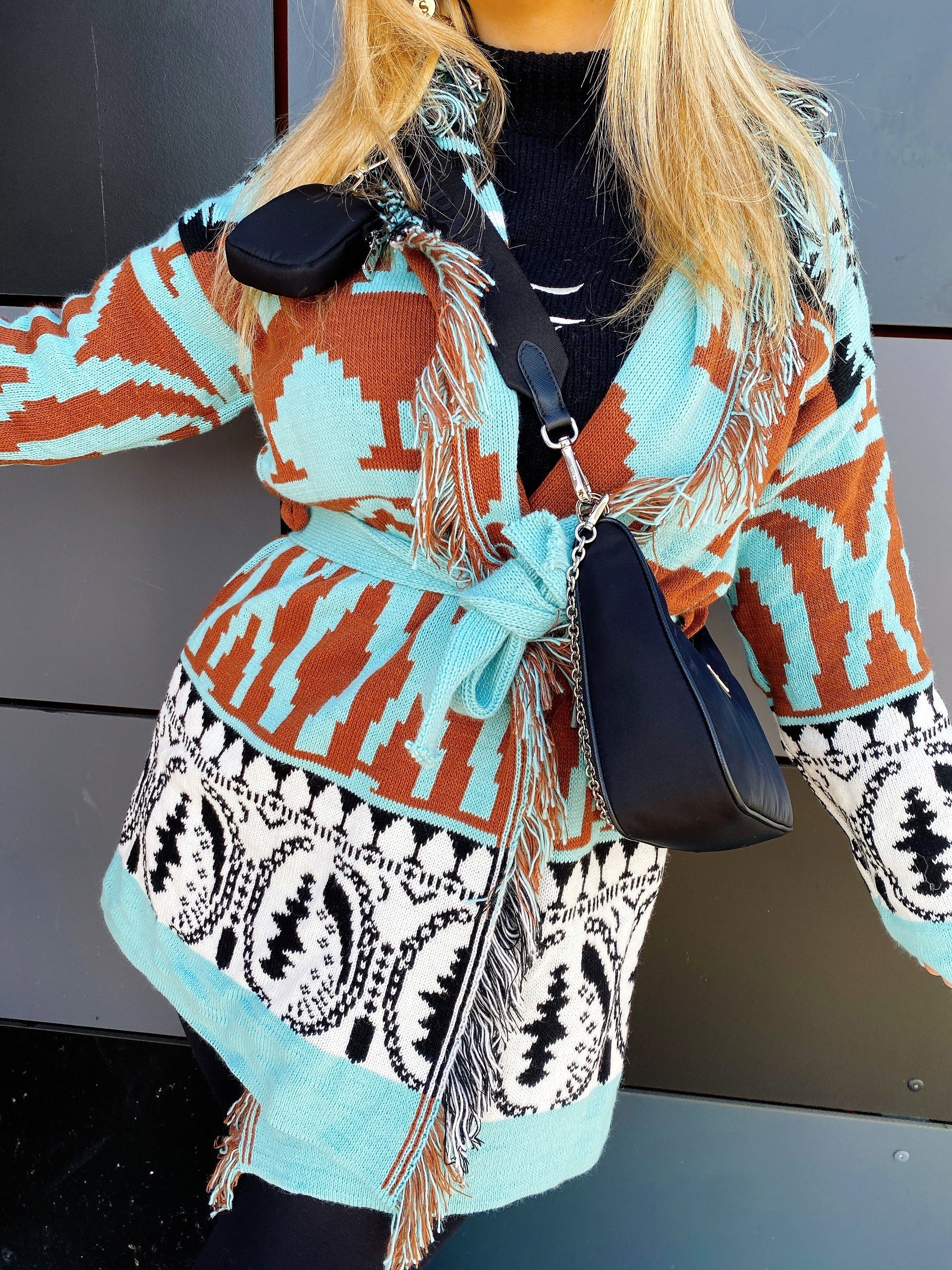 Cardigan Verdeacqua con frange e cinta