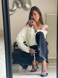 Maglione con spalline in pelo bianco