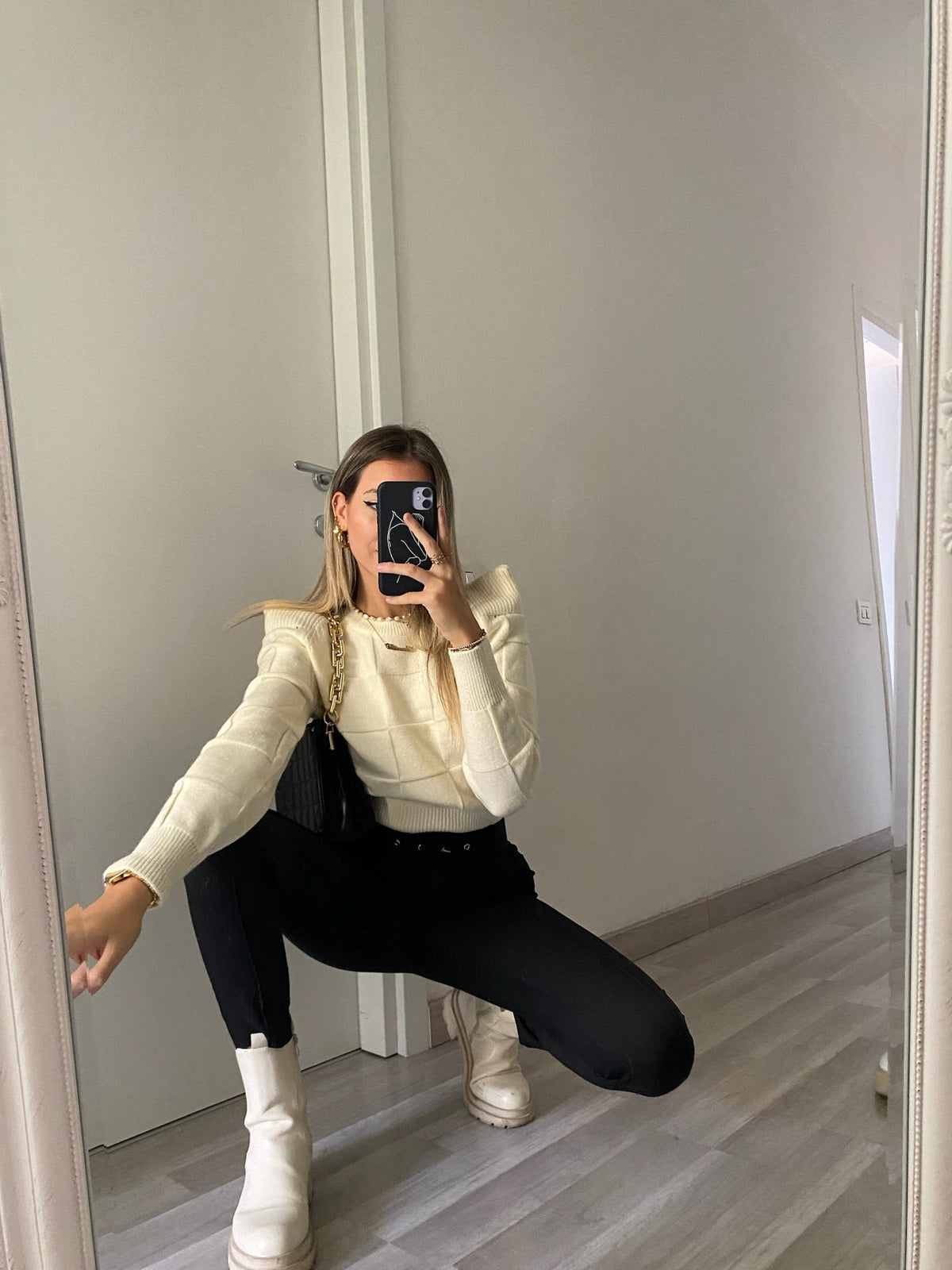 Pantalone aderente nero con cintura