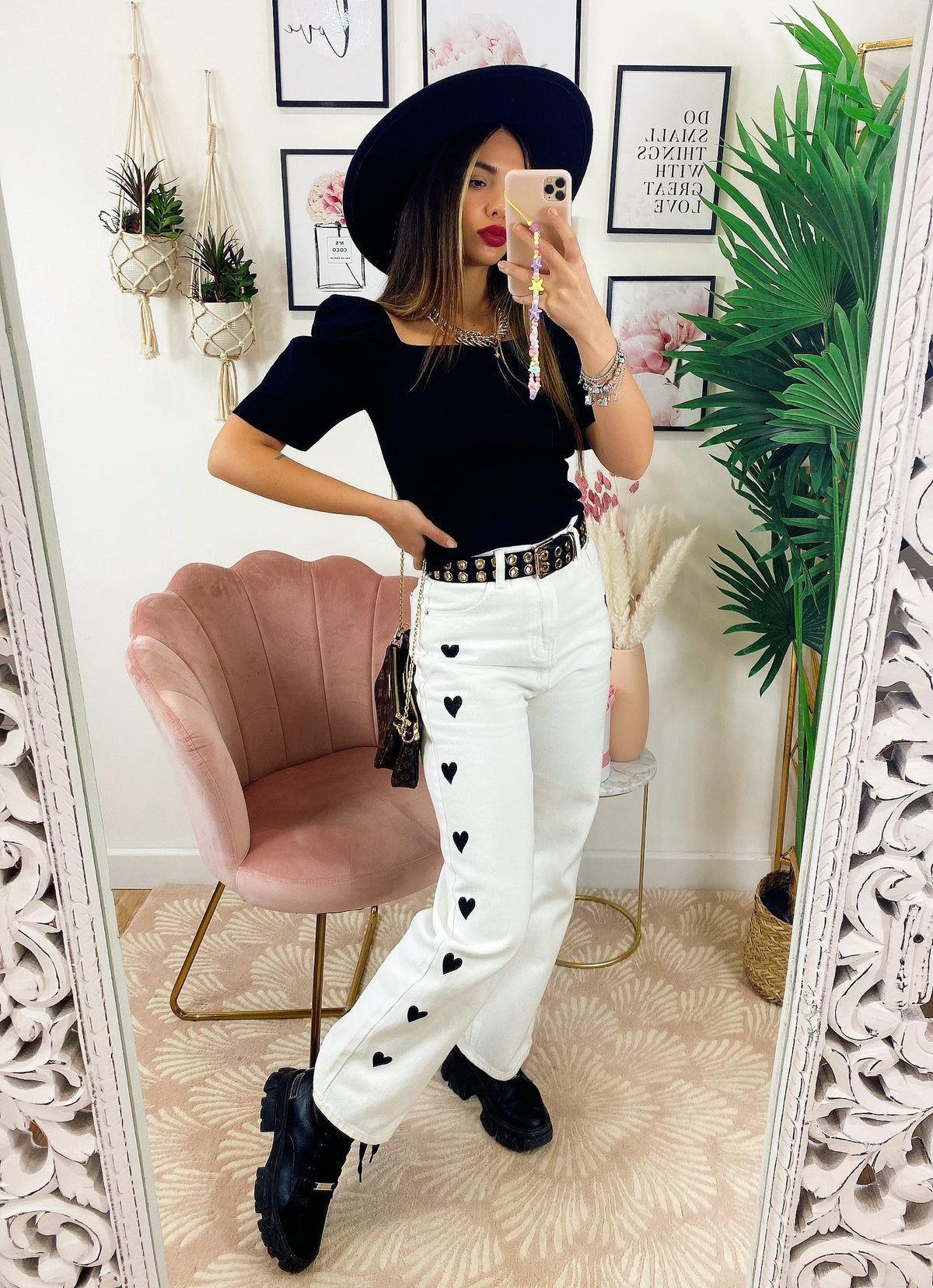 Jeans Bianco con cuori Neri